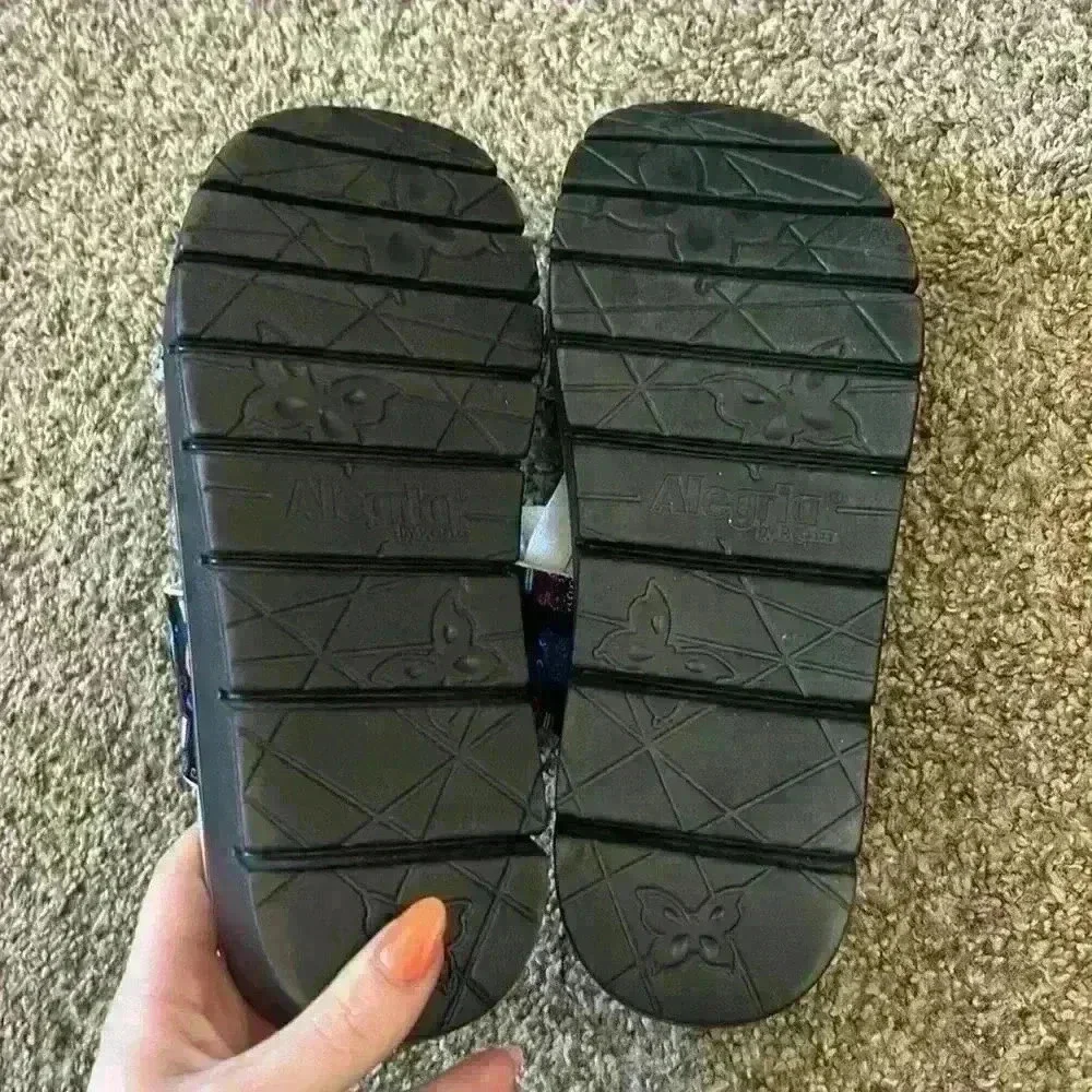 Like New‎ Algeria Vita Sugar Skulls Sandals - Picture 2 of 3